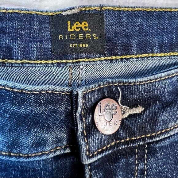 𝅺SIZE 14 Lee Riders Denim Jean Shorts - Picture 3 of 5